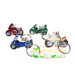 Bomboniere Portachiavi Moto confezionata con coccarda azzurra