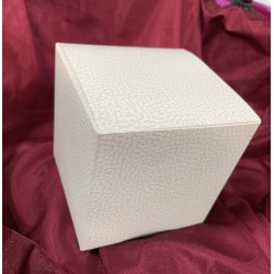 Astuccio 10x10x10 bianco per bomboniere