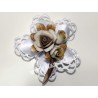 Bomboniera Segnaposto Tralcio Fiore Rosellina con due boccioli in Ceramica tipo Capodimonte 8 cm